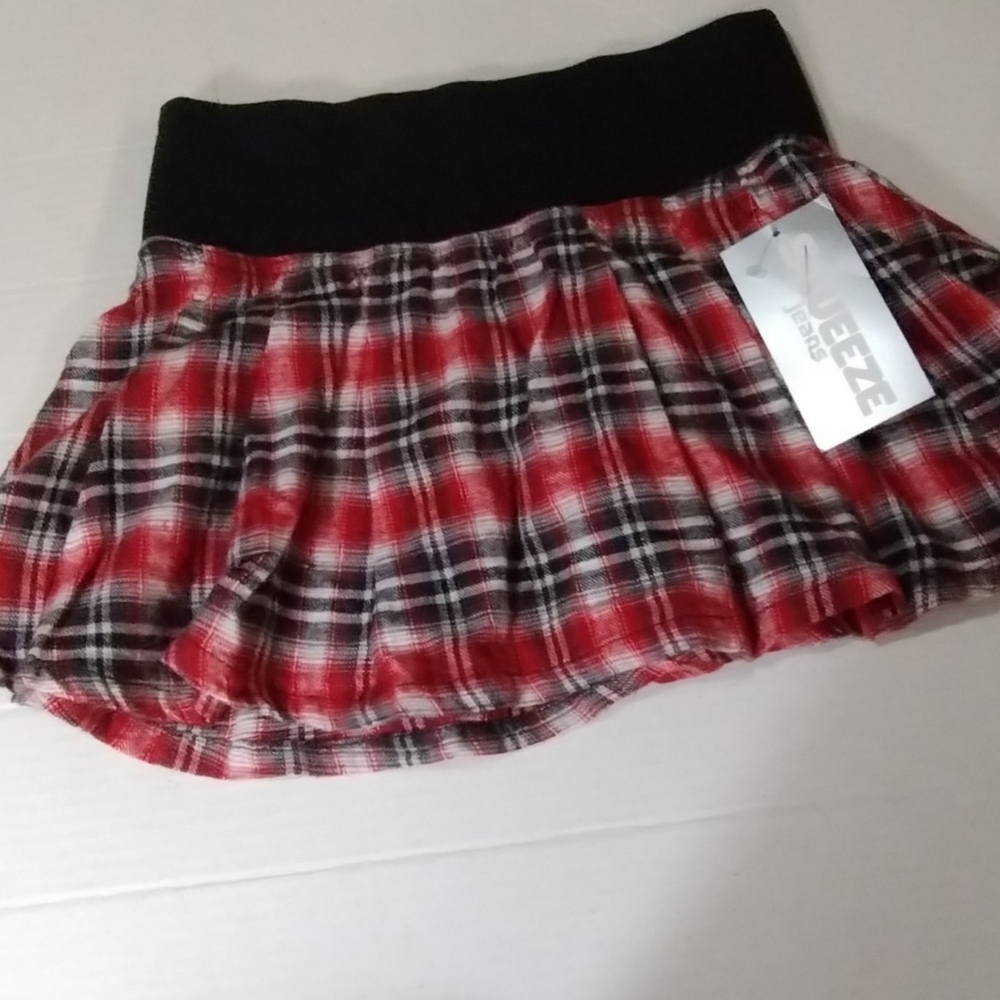 Squeeze Jeans brand skirt, size small red, black white stripes.